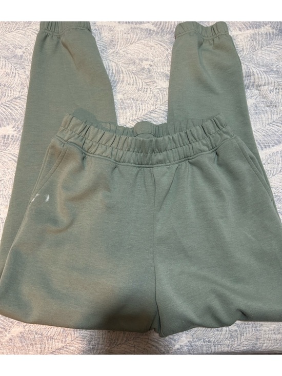 Yogalicious Pants - Yogalicious Sage Green ScubaTaylor Jogger